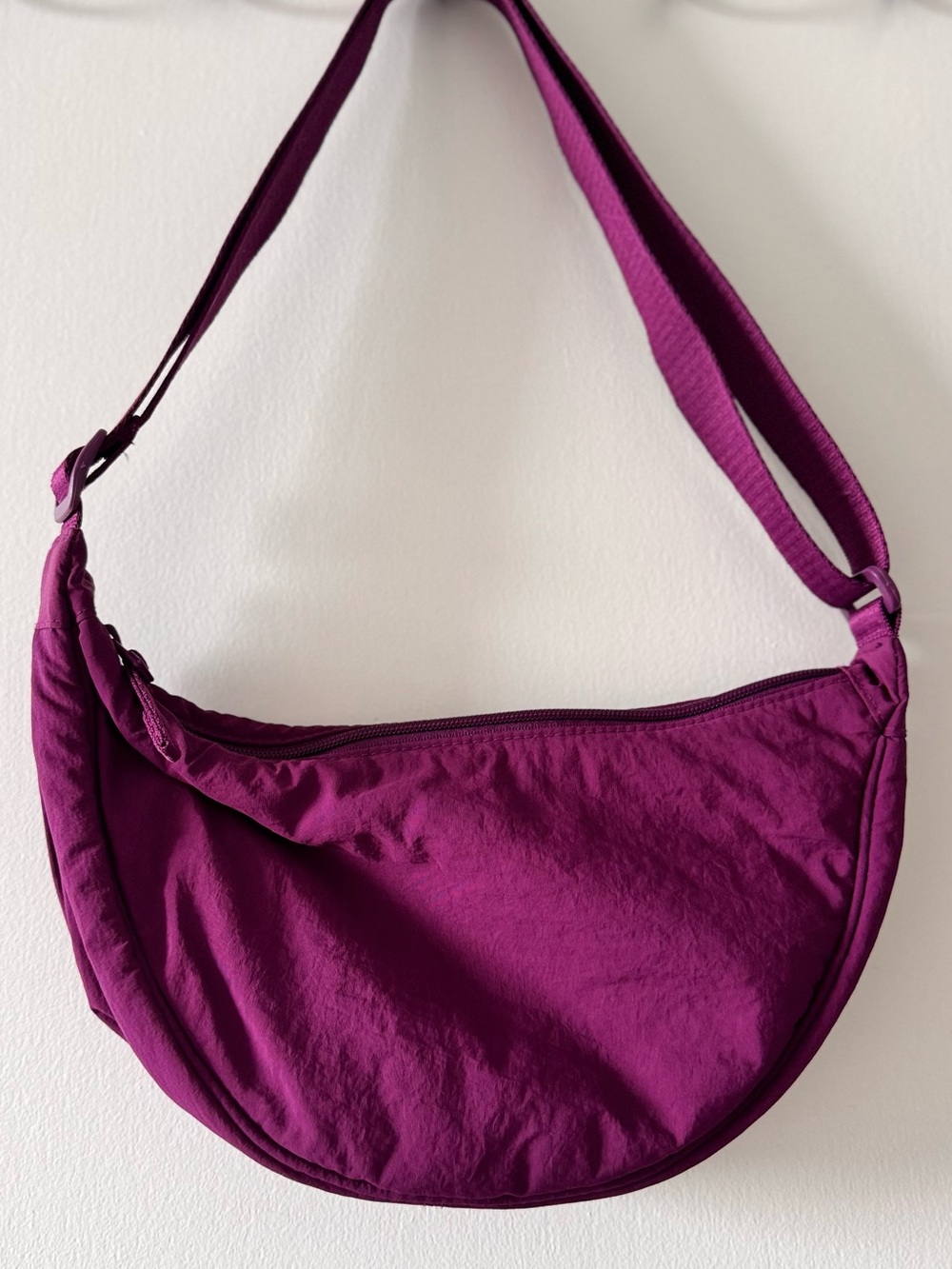 Women's Crescent Shoulder Bag in Purple